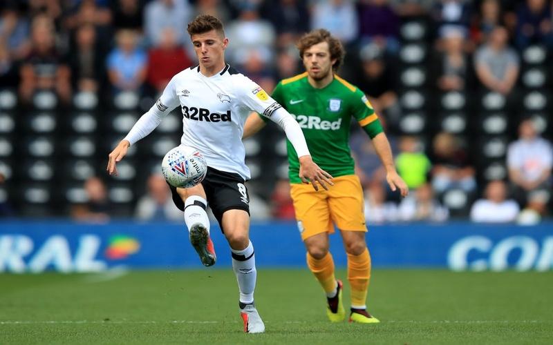 Derby là gì? Giải mã sức hút từ các cuộc đối đầu nảy lửa 