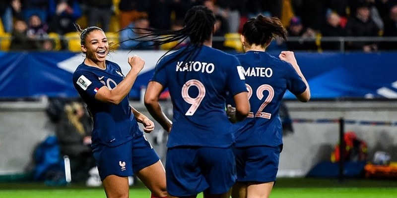 Olympic Football (Nam & Nữ) - Sân Sân Chơi Thể Thao Danh Giá